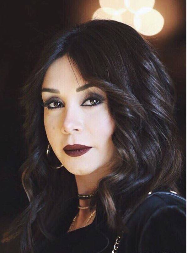 بالفيديو- السؤال الذي يطرحه الكثيرون... لم لا تظهر كاريس بشار في المقابلات؟ وإجابتها تذهل الجميع