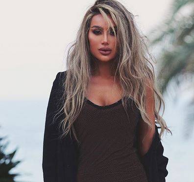 بالصور - مايا دياب تقلد شاكيرا بإطلالة جريئة.. لأول مرة ترتدي هذا اللون