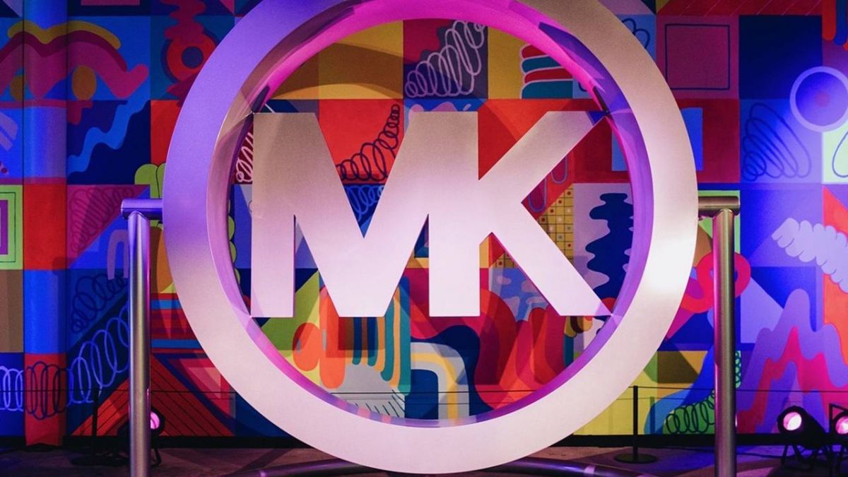 بثٌ مباشر من نيويورك... عرض أزياء دار MICHAEL KORS لخريف وشتاء 2019