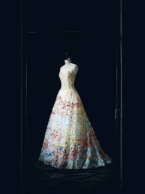 DIOR V&A Jardin fleuri bustier dress, Spring Summer 2017 Haute Couture collection. Christian Dior by Maria Grazia Chiuri.