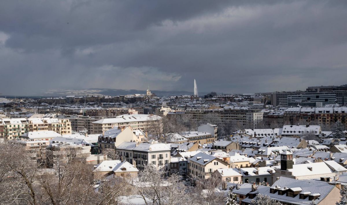 جنيف... وجهة تجمع ما بين أجواء المدينة المفعمة بالحياة والجبال المكسوّة بالثلوج