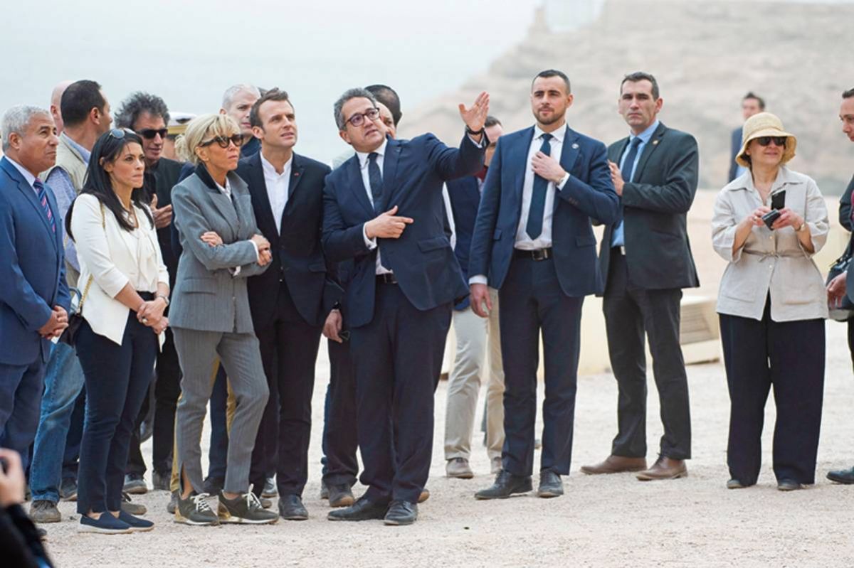 السيدة الفرنسية الأولى 
بريجيت ماكرون سائحة في مصر