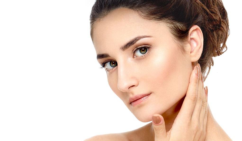 بالقهوة فقط تتخلّصين من سمنة الذقن... نتيجة مبهرة وسريعة