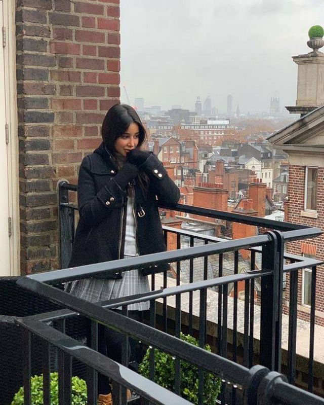 بعد النجاح مع تامر حسني أسيل عمران تثير بلبلة بهذه الصورة... لماذا قالت 