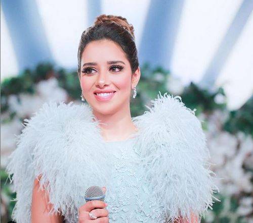 بالفيديو - زوج بلقيس فتحي يحرجها على الهواء.. هكذا يسخر منها