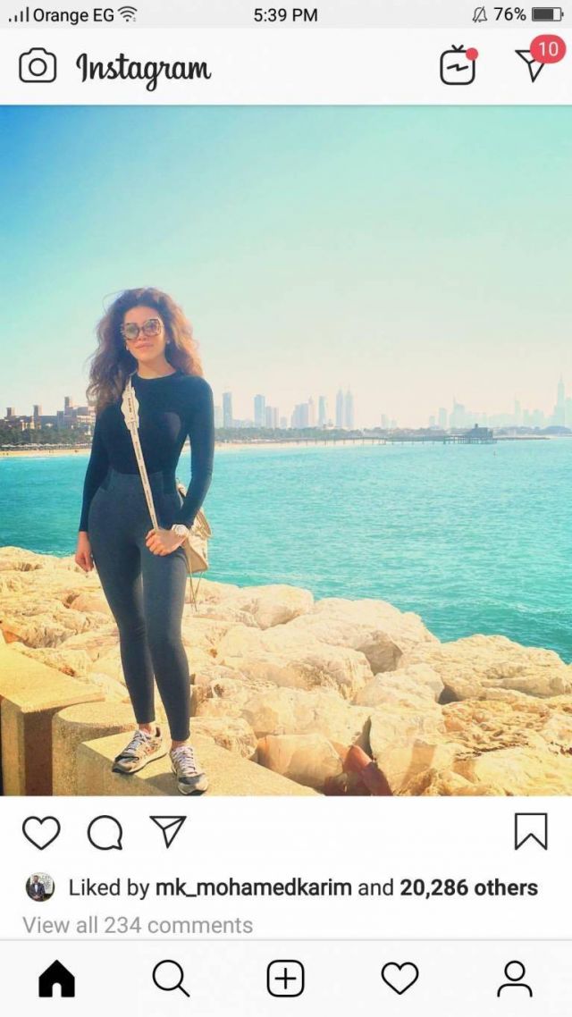 ريهام حجاج في صورة من دون خاتم الزواج