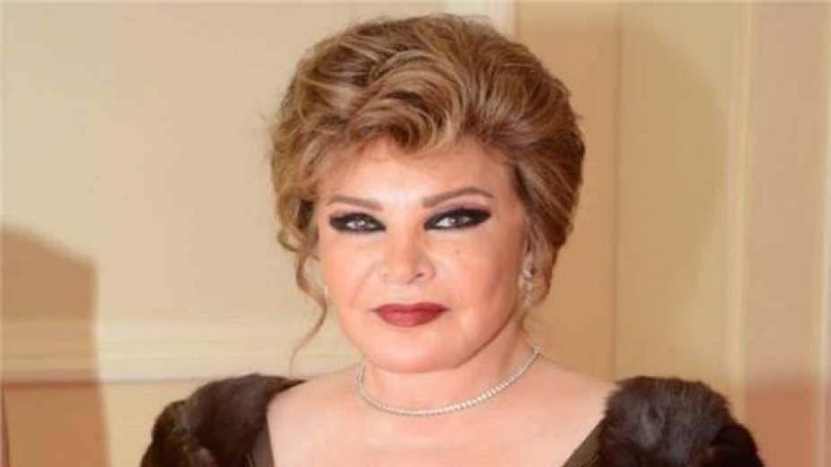 من النجمة التي قالت عنها صفية العمري: 