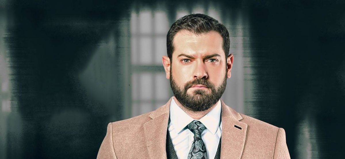 سوء الحظ يطارد عمرو يوسف .. ماذا حدث؟ وكيف تصرف؟