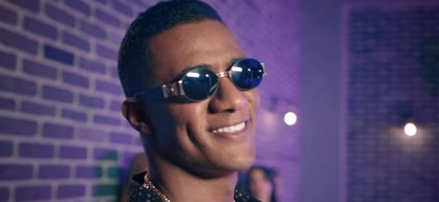 محمد رمضان يحدث ضجة بسبب صورة مع شقيقه.. ما القصة؟