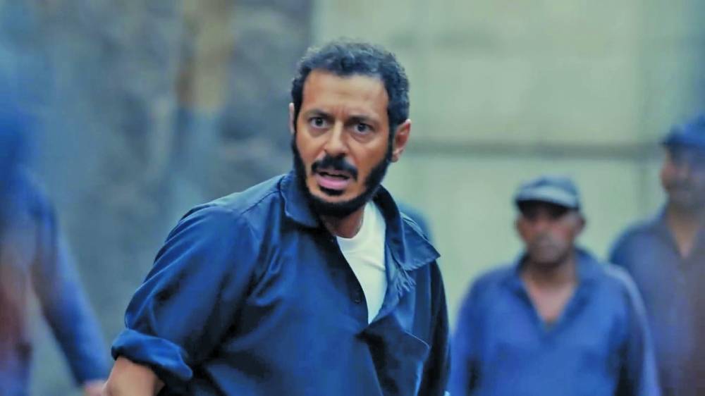 ما الذي يصيب مصطفى شعبان بالتوتر.. وماذا قال عن تعدد الزوجات؟