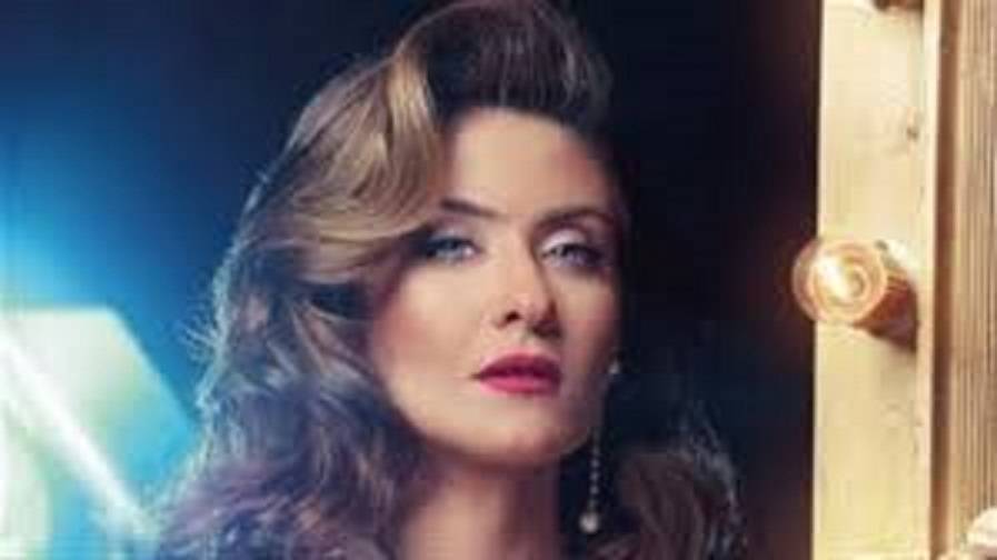 هيدي كرم تشعل مواقع التواصل بصورة مع ابنها وتقول: 