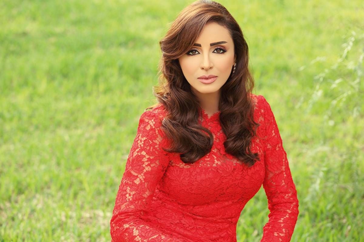 القصة الكاملة لزواج أنغام المفاجئ
