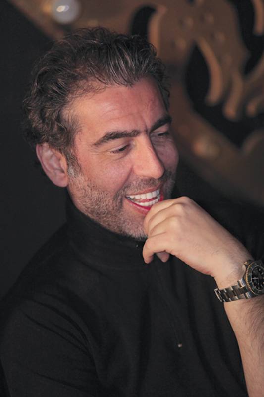 سعيد الماروق:
الجمهور سيُفاجأ بظهور تامر حسني بطلّة جديدة