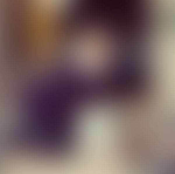 نجمة شهيرة تنشر صورتها مع كلب وتعلق: 