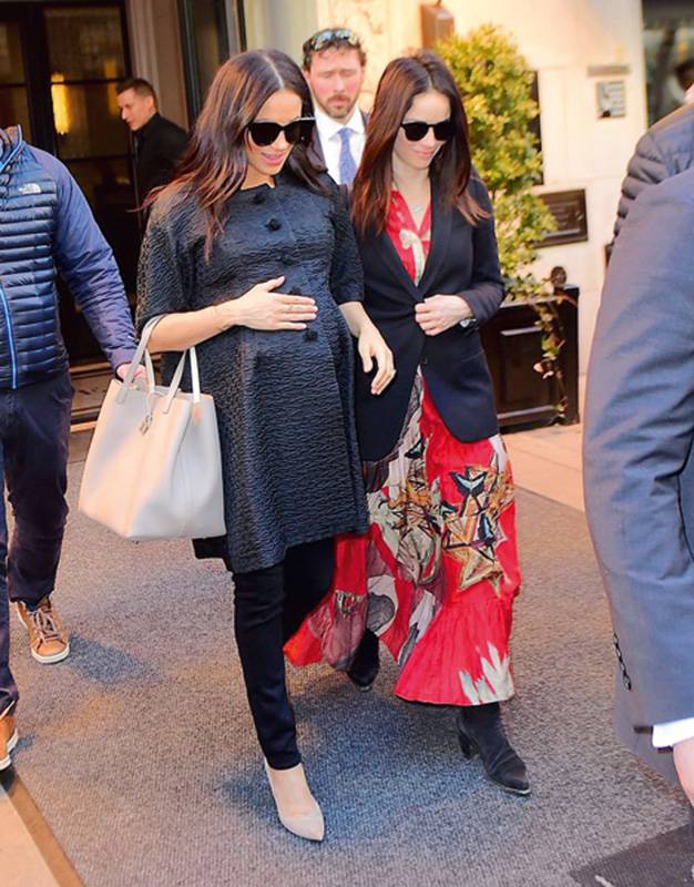 ميغان ماركل
من نيويورك إلى المغرب