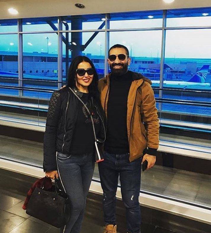 إعلامية شهيرة تشمت بأحمد سعد وسمية الخشاب... 