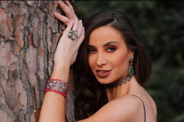 أنابيلا هلال