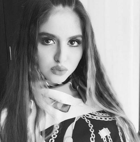 بالفيديو - حلا الترك حزينة بسبب ابتعادها من جديد عن والدتها.. هذا ما حصل في غرفة نومها