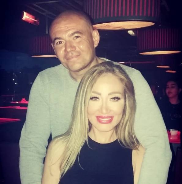 في احتفالها بعيد زواجها الثالث: ريهام سعيد تذكر زوجها بالسجن!