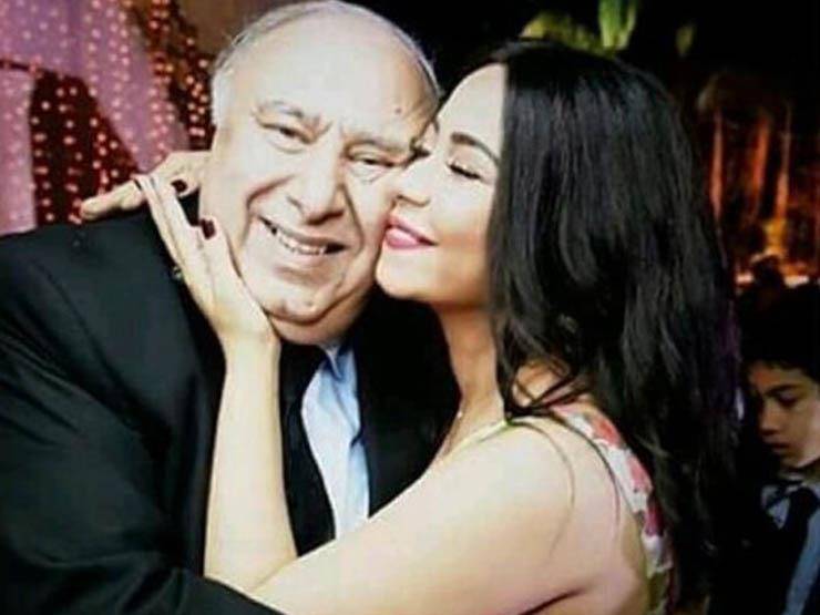 التعليق الأول من حمو شيرين عبد الوهاب عن أزمتها .. ماذا طلب من هاني شاكر؟