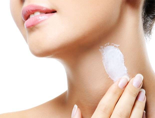 قبل الصيف.. خلطات منزلية تساعد على تبييض الرقبة