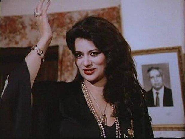 بالفيديو – شاهدوا كيف تغيّر شكل فريدة سيف النصر... وما حدث معها بعد نزع الحجاب صادم