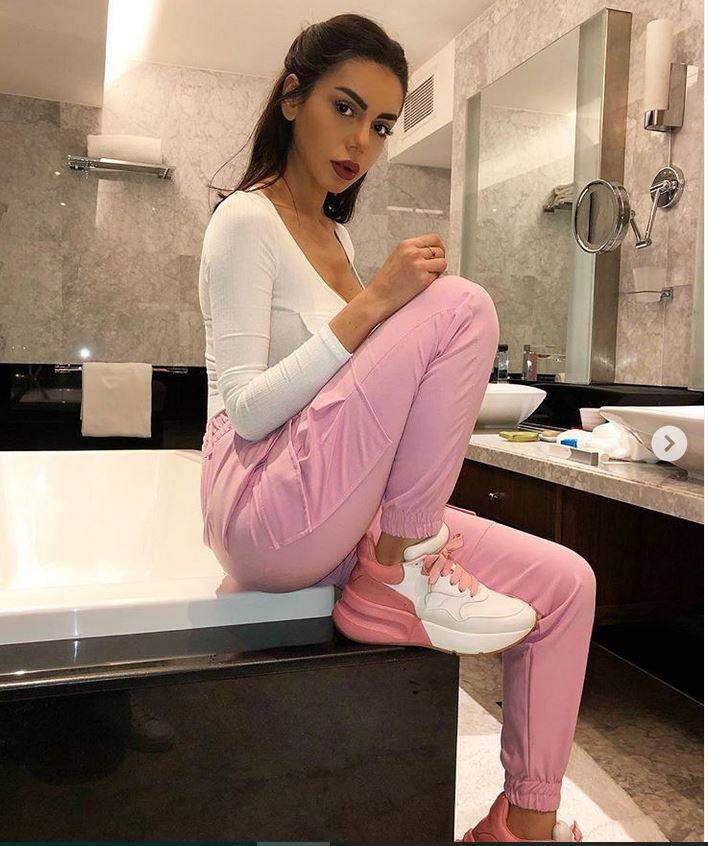 بالصور - نجمة 