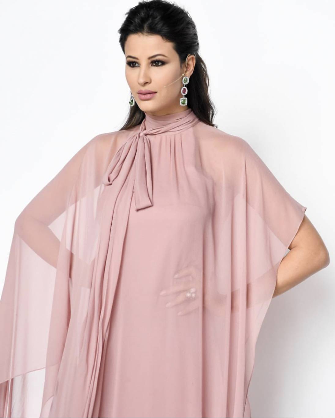 بالصور - اليك تكلفة إطلالة ريم السعيدي من توقيع ريم عكرا ‎