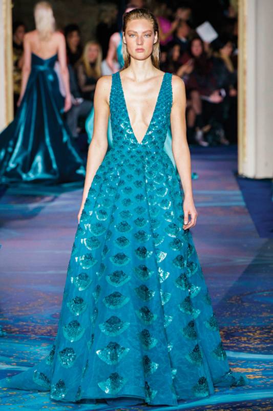 ألوان جذابة وزاهية
لموسم ربيع وصيف 2019