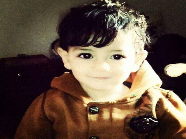 قصة طفل عاد من الموت: دفنه القاتل حياً!