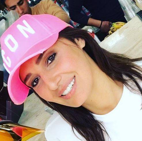 حلا شيحة تتشاجر مع جمهورها بسبب صورة.. إليكم التفاصيل