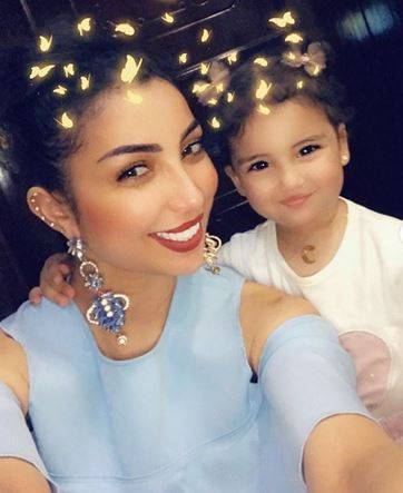 بالفيديو - إبنة دنيا بطمة كبرت وباتت نسخة عن شقيقتها حلا الترك.. هكذا أصبحت