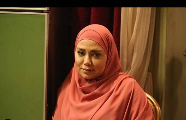 هل ارتدت رانيا يوسف الحجاب؟