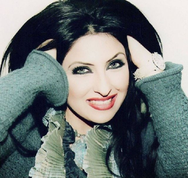 زينب العسكري