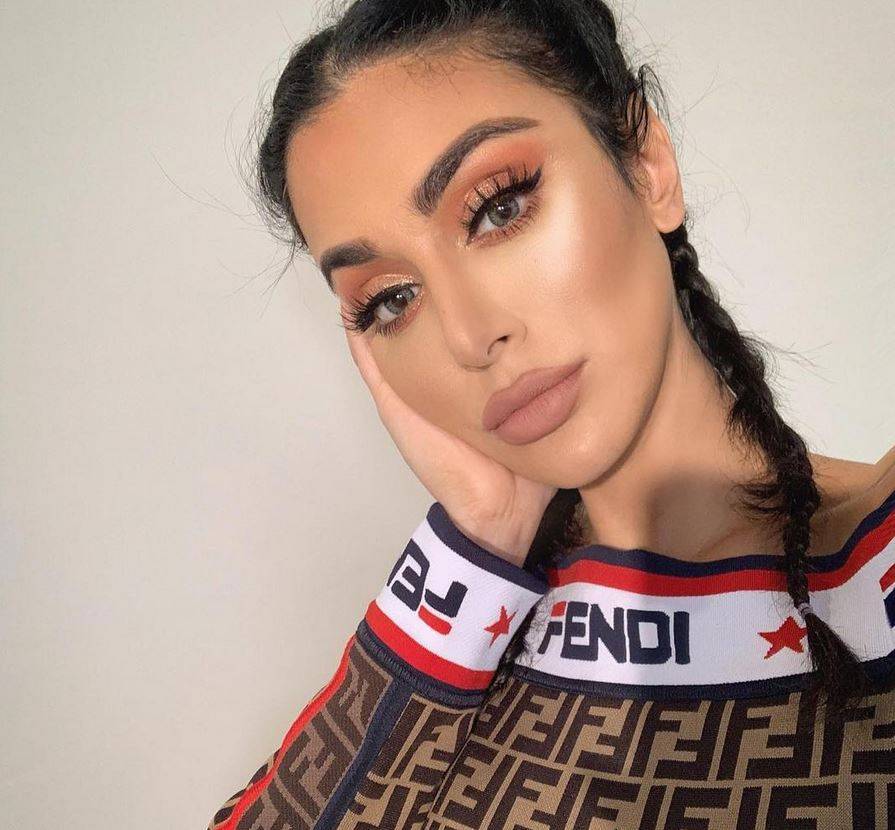 رموش اصطناعية للحيوانات؟ مفاجأة صادمة من هدى قطان