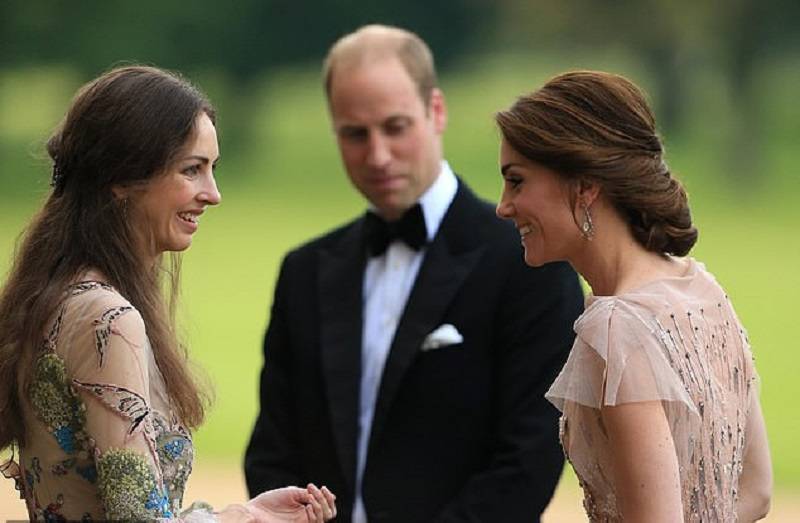 غريمة كايت ميدلتون لا تخفي علاقتها بالأمير وليام.. هذا ما فعلته وأهانتها