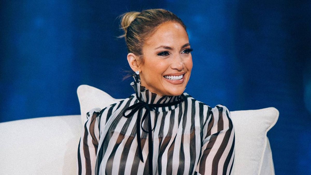 إليكم سرّ رشاقة جنيفر لوبيز!