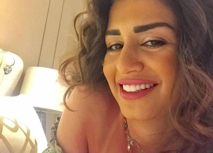 صور عارية منسوبة لمنة فضالي تثير ضجة.. هل اعتبرها الأزهر الشريف خارجة عن الشريعة؟