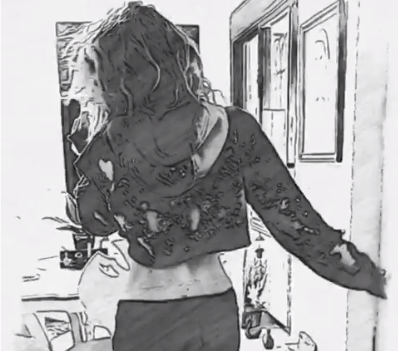 بالفيديو - نجمة لبنانية تبهر الجمهور برقصها