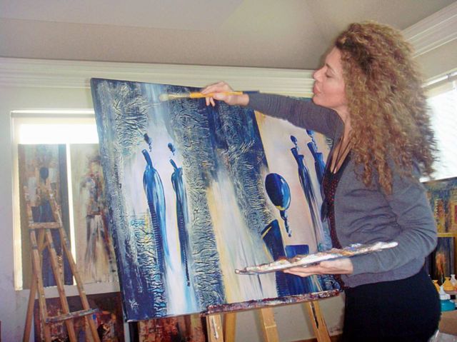 الفنانة التشكيلية ليديا معوض:
لوحاتي استقطبت ذوّاقة الفن في العالم وتهافتوا على شرائها