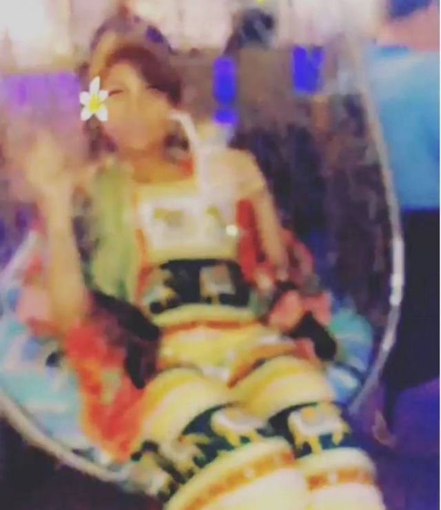 هل تعيش هذه الفنانة الكويتية علاقة مع شاب أصغر من أولادها؟ إليكم التفاصيل