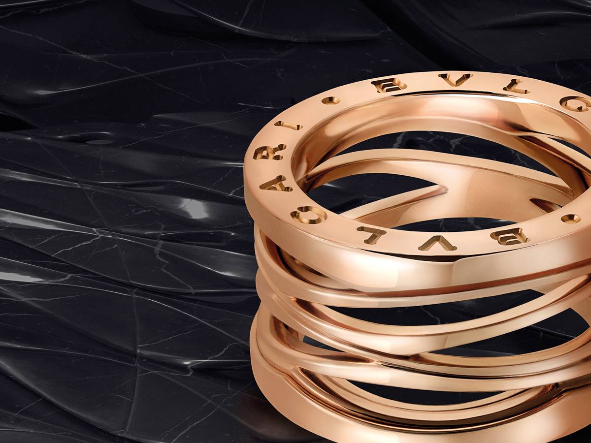 بالفيديو – إنجاز جديد لزها حديد مع 