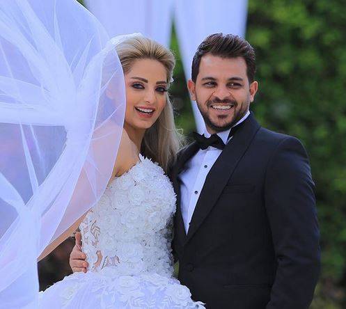 بالفيديو - مي حلمي تسخر من نفسها ومن زوجها.. هذا ما حصل لهما في شهر العسل