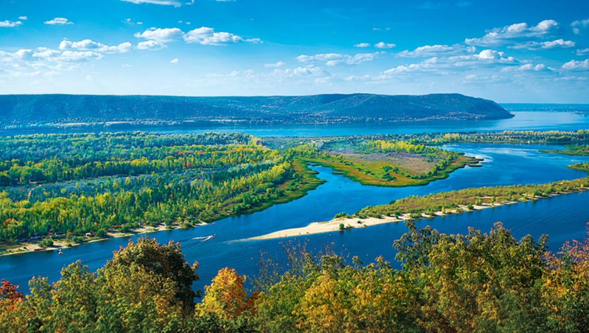 كوستروما: Kostroma
لؤلؤة الفولغا وعاصمة الصياغة الروسية