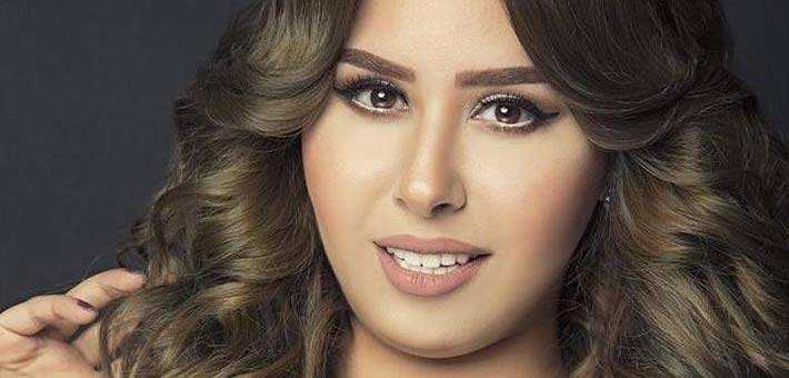 بالصور - رغم إجرائها عملية نحت جسم.. إيناس عز الدين بوزن زائد مرة أخرى