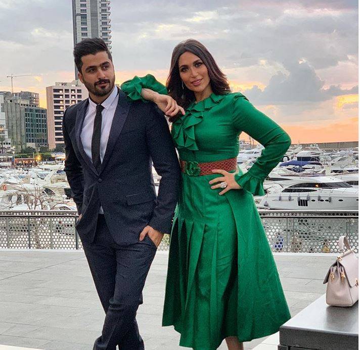 بالفيديو – شاهدوا مهارة زوج خلود في العمل في المطبخ... وتعلموا منه كيفية تحضير هذا الطبق