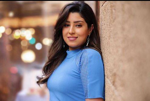 بالفيديو - آيتن عامر تهاجم نجمة مصرية ضربتها بعنف: 