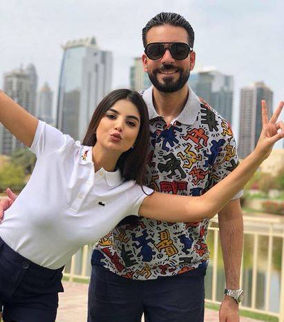 علا فرحات في لقطات عفوية مع زوجها