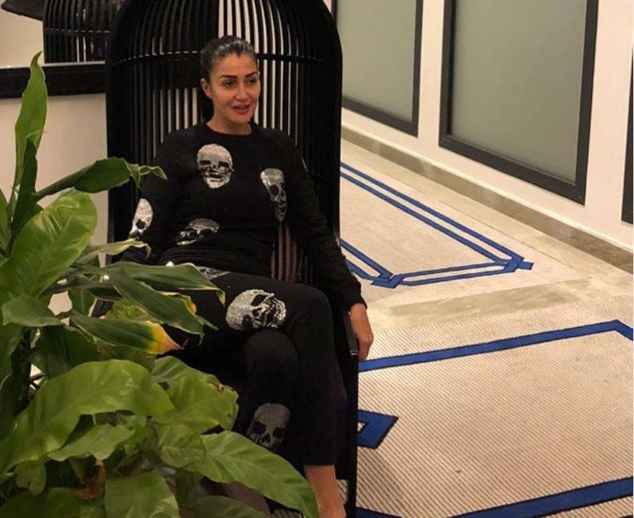 غادة عبد الرازق تكشف سرّ خسارتها لوزنها... وهذا ما حدث لوجهها بسبب ذلك