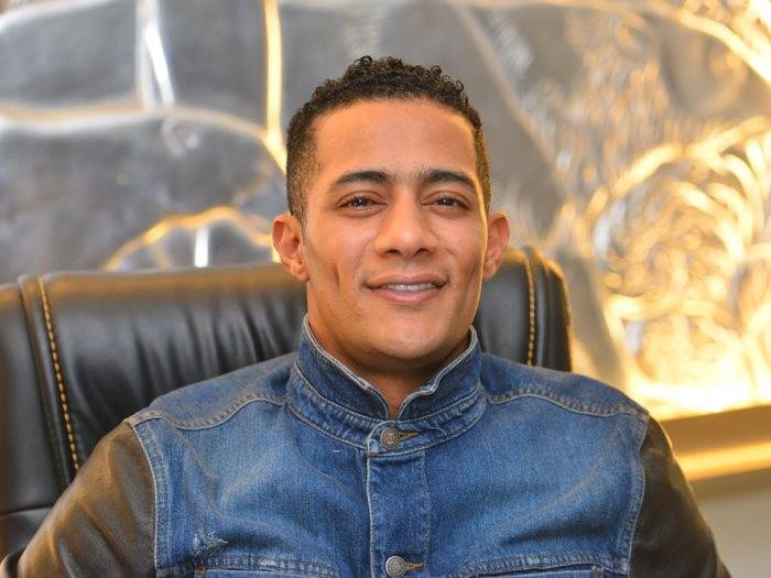 جدال بين محمد رمضان ومتابعيه بسبب صورته الغريبة!